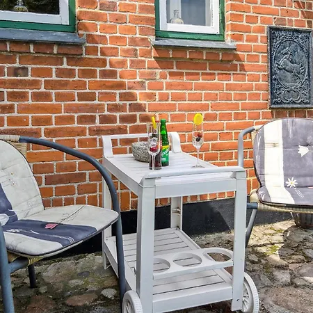 Holiday home Kromose *